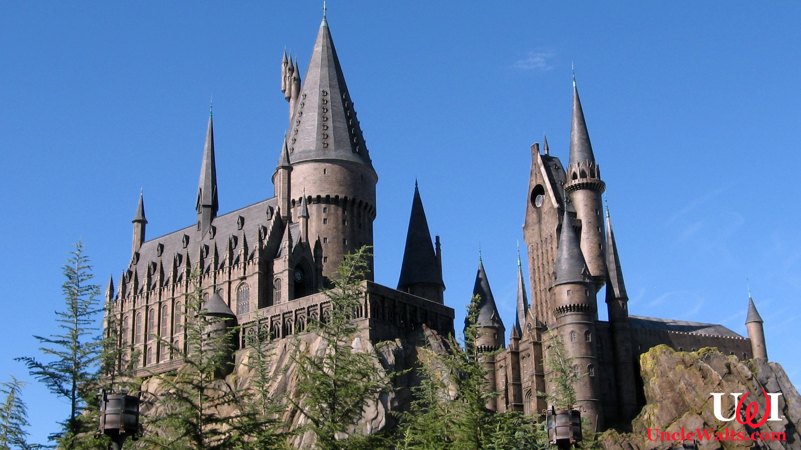 The only thing at Universal Orlando. Photo by Rstoplabe14 [CC BY-SA 3.0] via Wikimedia Commons.