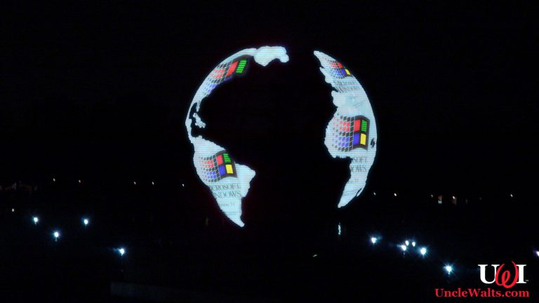 Illuminations: Windows on the World. Photo by I, Fredhsu [CC-BY-SA-3.0] via Wikimedia Commons & Abel Cheung [CC BY-SA 2.0] via Flickr.