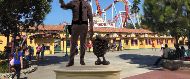 The "Barners Statue" at Knotts Berry Farm.
