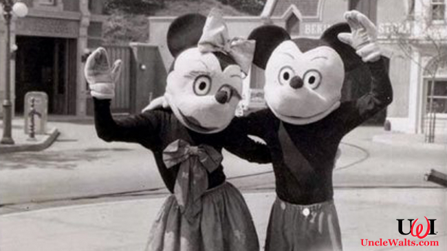 Vintage characters return to Disneyland next year! Photo by matterhorn [CC BY-NC-ND 3.0] via Disney Wikia.
