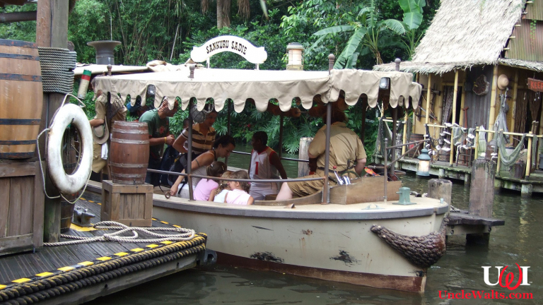 Skipper Nic works hard for the money. Photo by DearCatastropheWaitress [CC BY 2.5] via Wikipedia.