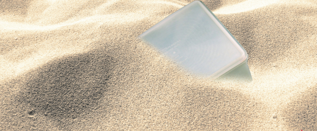 The famous Dead Sea Tupperware. Photo [CC0] via publicdomainpictures.net.