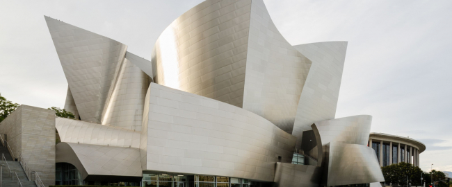 The Walt Disney Concert Hall, Plan B. Photo by Tuxyso [CC BY-SA 3.0] via Wikimedia Commons.