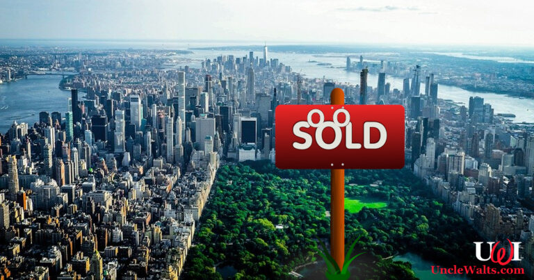Disney Takes Manhattan. Photo [CC0] courtesy MaxPixel & FreeSVG.