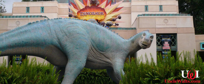 The Iguanodon, or as the other dinos call it, the "Scab-osaurus." Photo by Michael Gray [CC BY-SA 2.0] via Flickr.